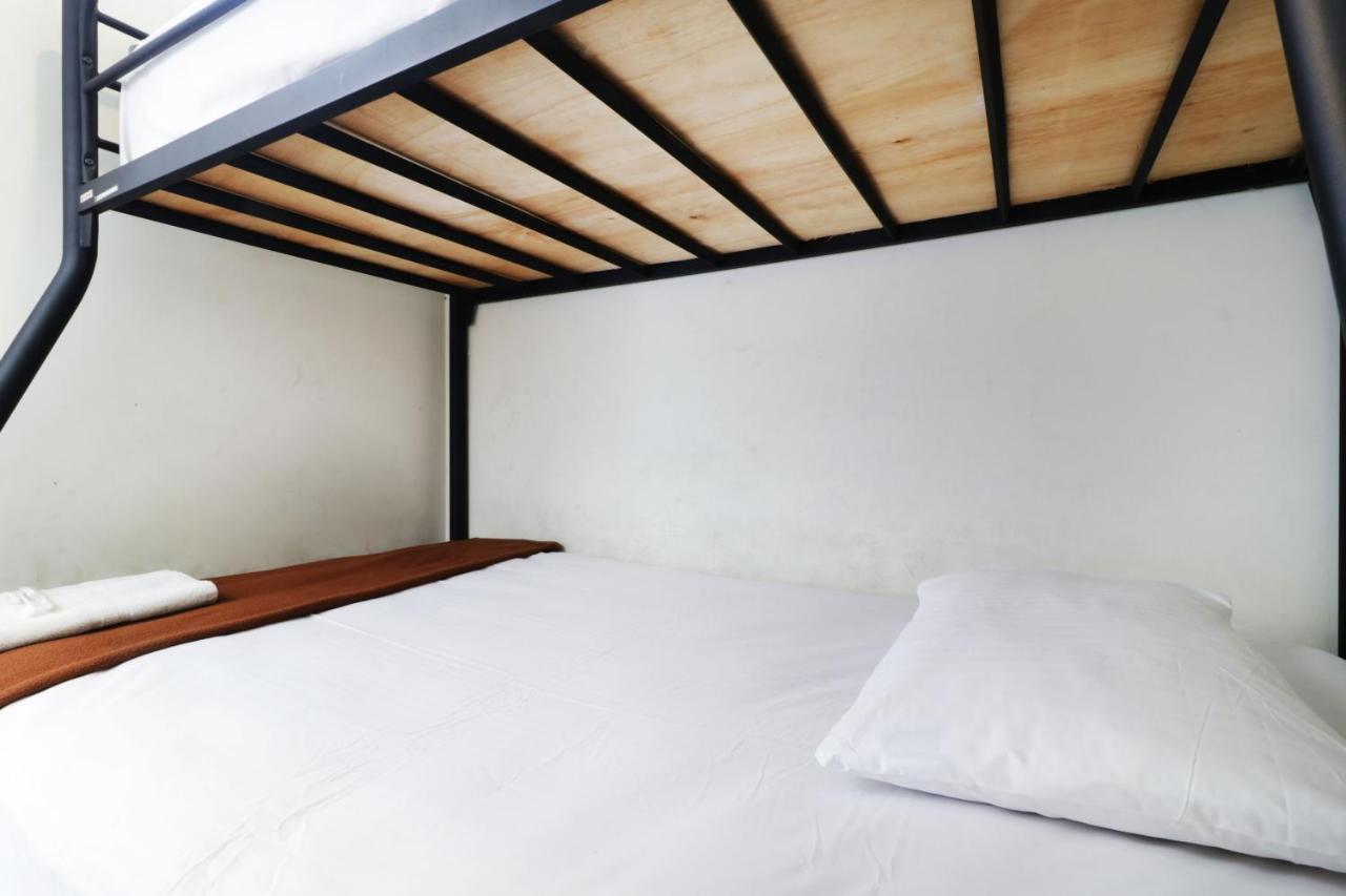 Hotel Bantal Guling Pasar Baru Bandung Zewnętrze zdjęcie