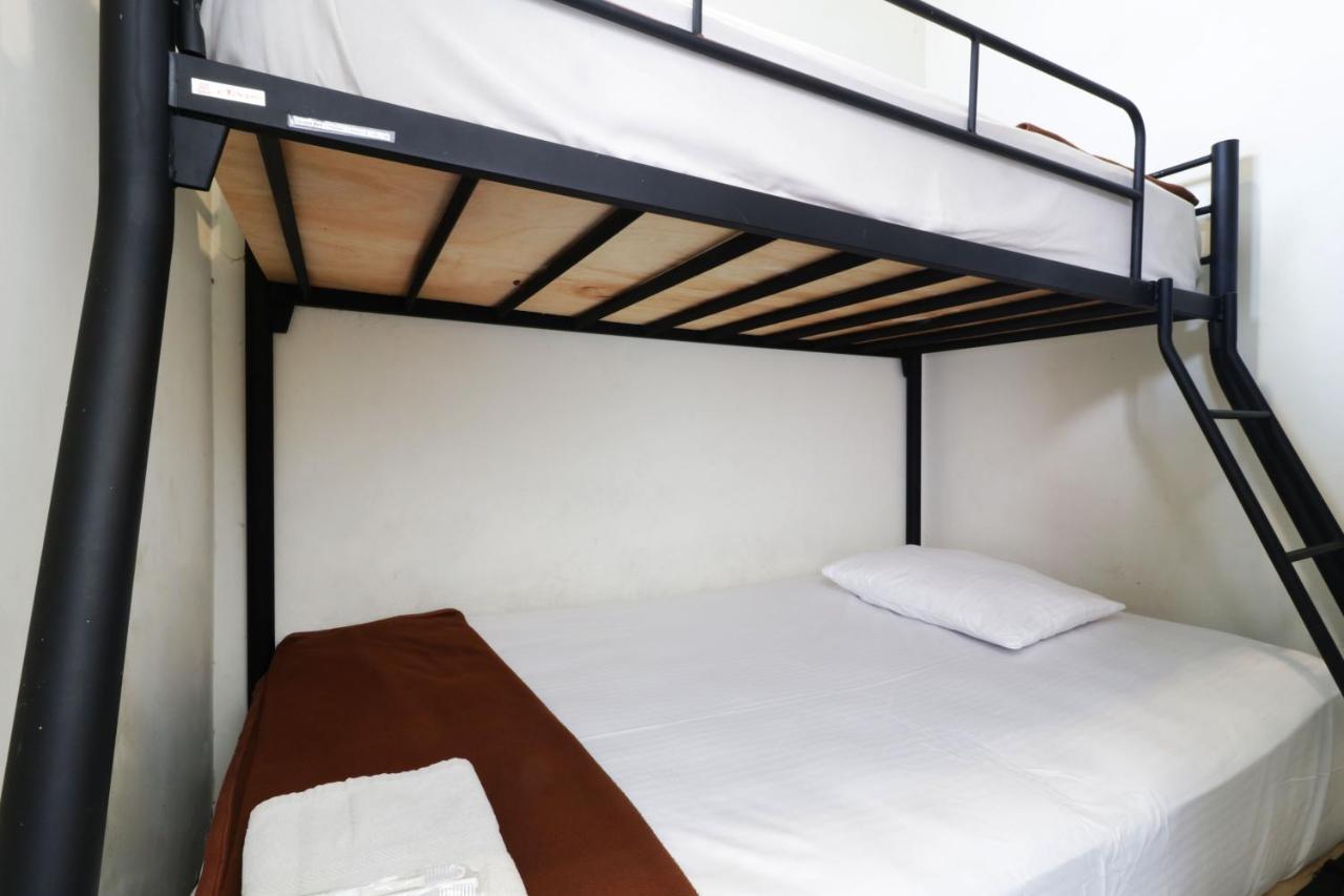 Hotel Bantal Guling Pasar Baru Bandung Zewnętrze zdjęcie