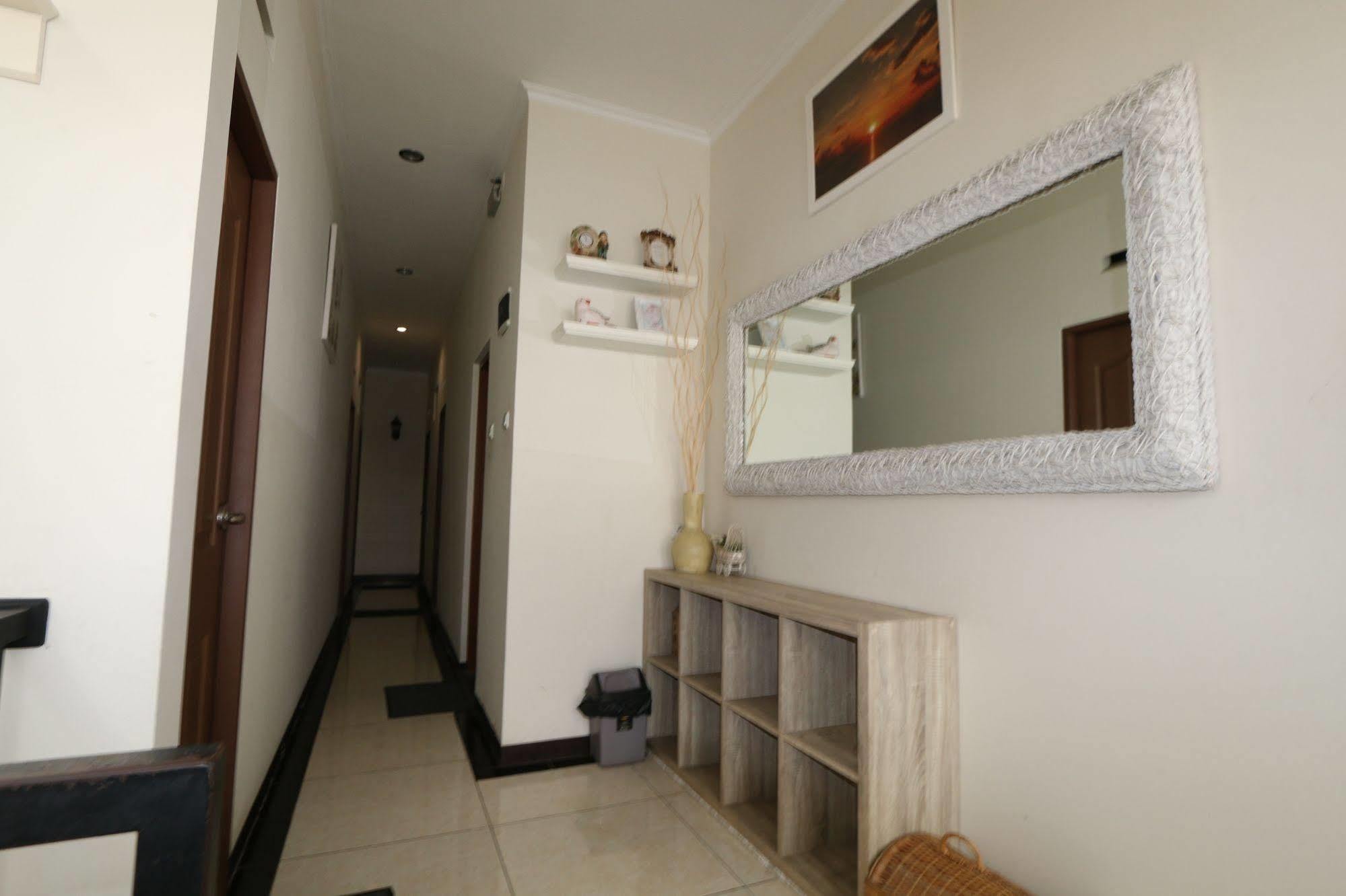 Hotel Bantal Guling Pasar Baru Bandung Zewnętrze zdjęcie