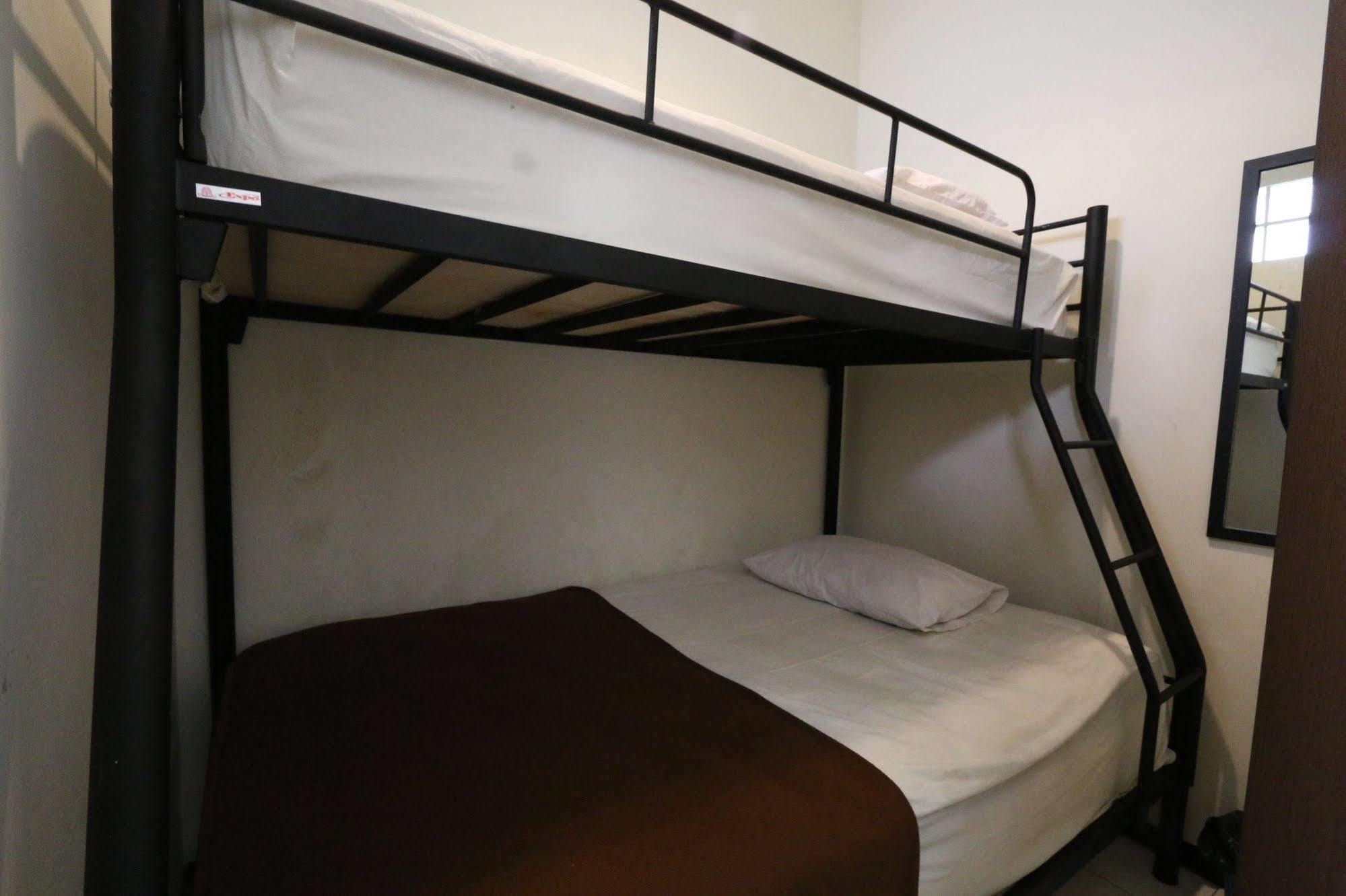 Hotel Bantal Guling Pasar Baru Bandung Zewnętrze zdjęcie