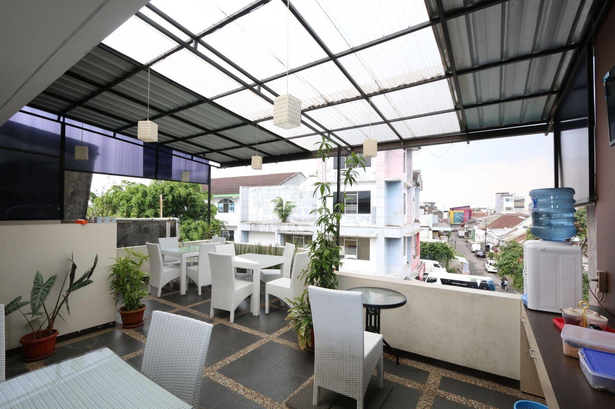 Hotel Bantal Guling Pasar Baru Bandung Zewnętrze zdjęcie